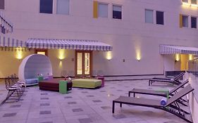 Vivanta Ahmedabad Sg Highway